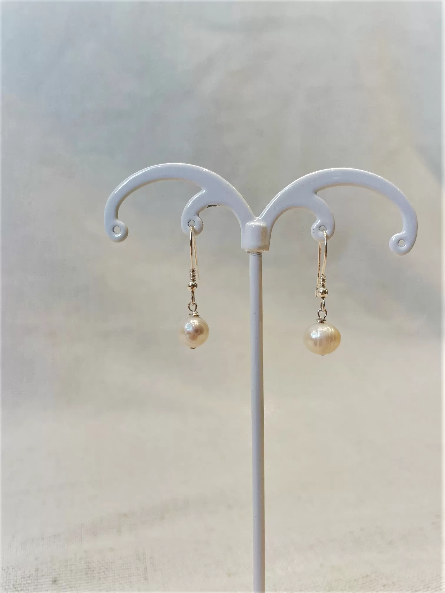 Alice Rose Jewellery - Drop 1 Pearl Earrings