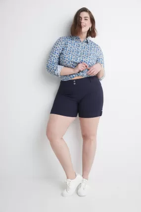 Curvy Plus Size 6” Shorts with Slimming Cuff