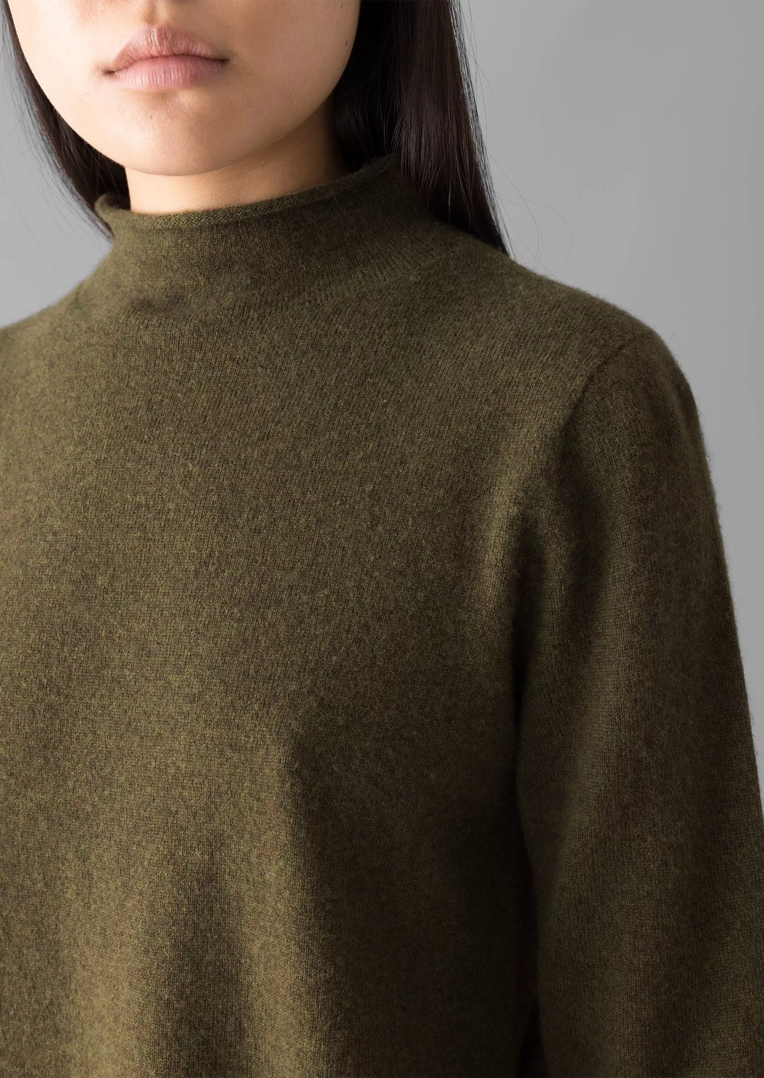 Fine Wool Cashmere Half Sleeve Sweater | Olive Melange