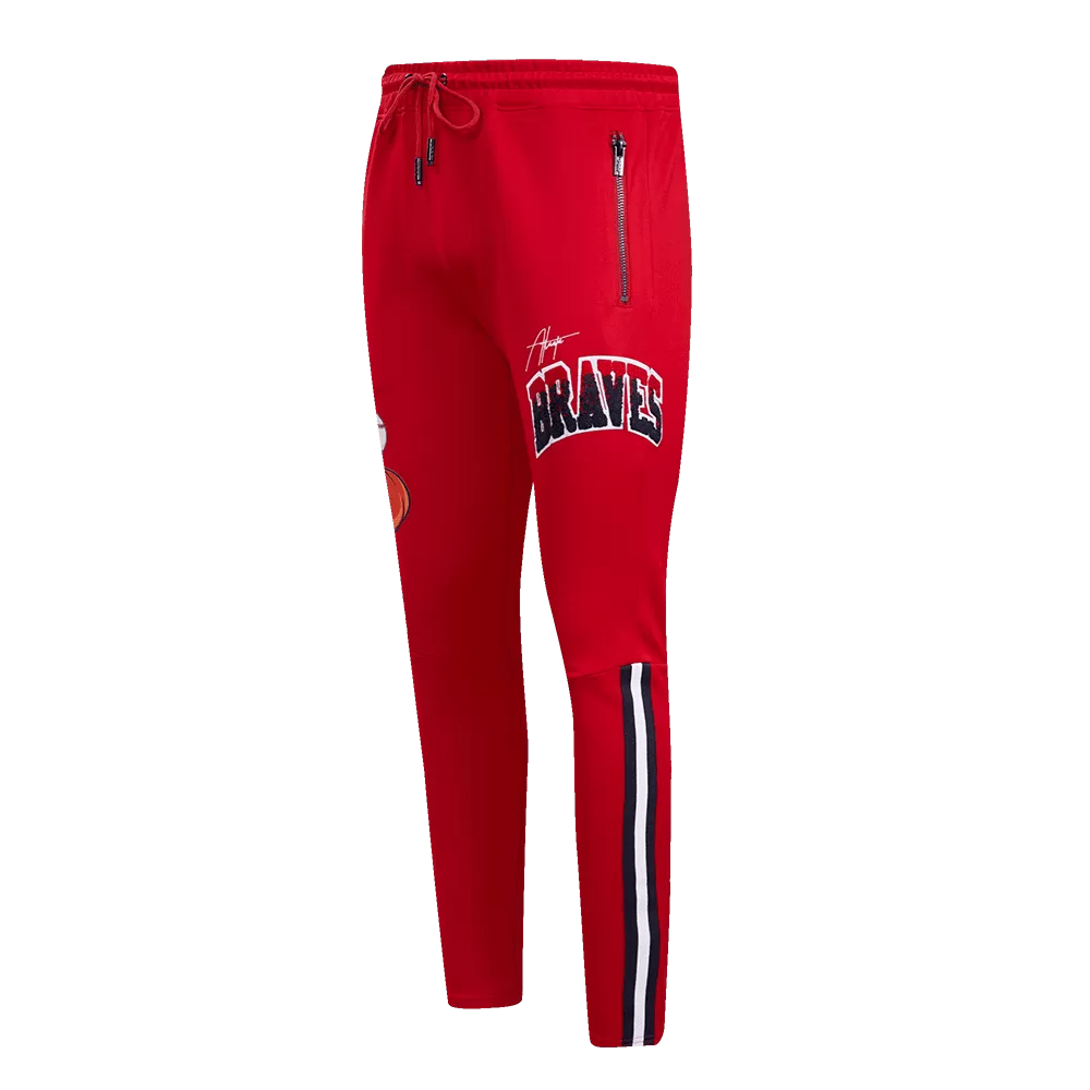 MLB ATLANTA BRAVES HOMETOWN MEN'S TRACK PANT (RED / MIDNIGHT NAVY)