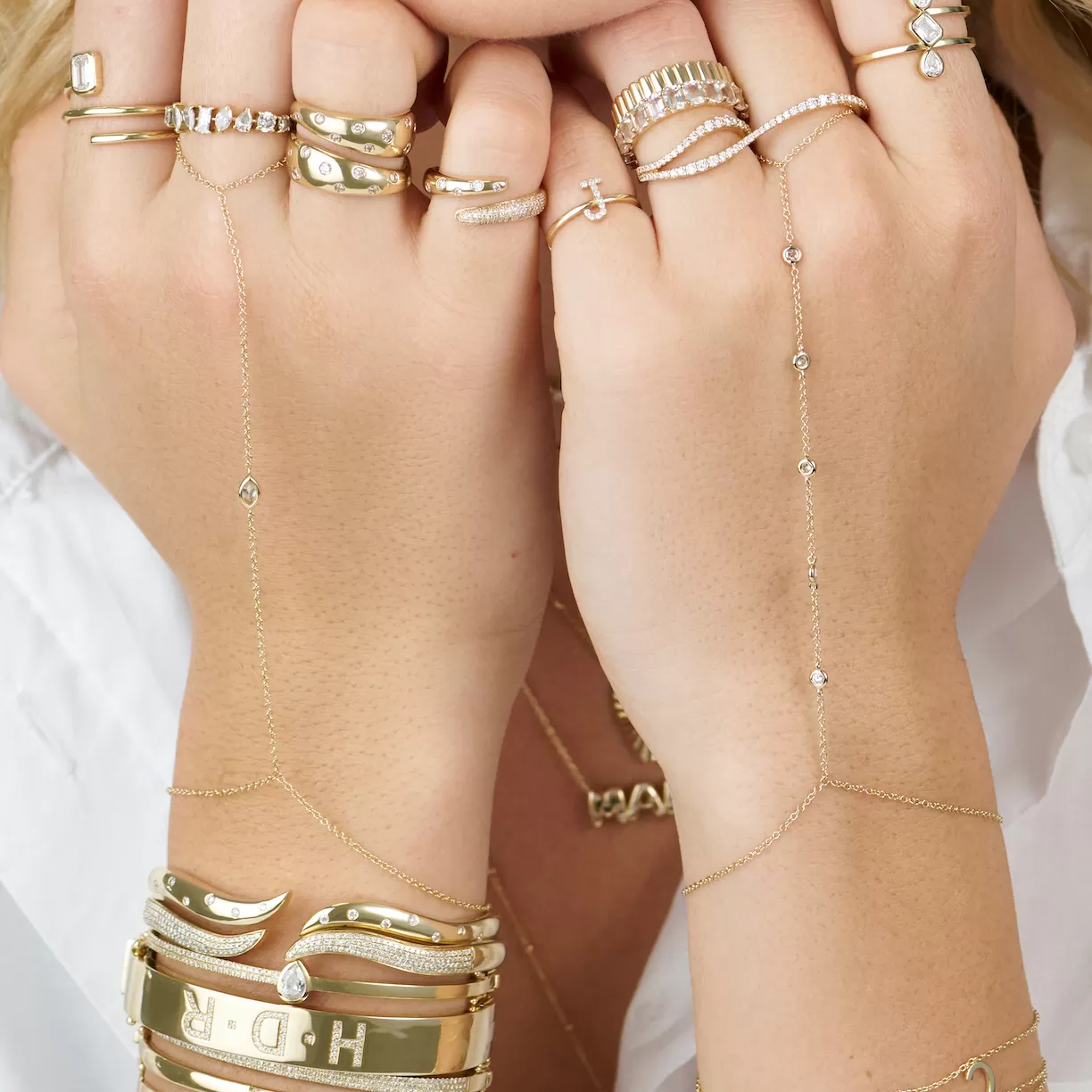 Multiple Bezels Hand Chain Bracelet