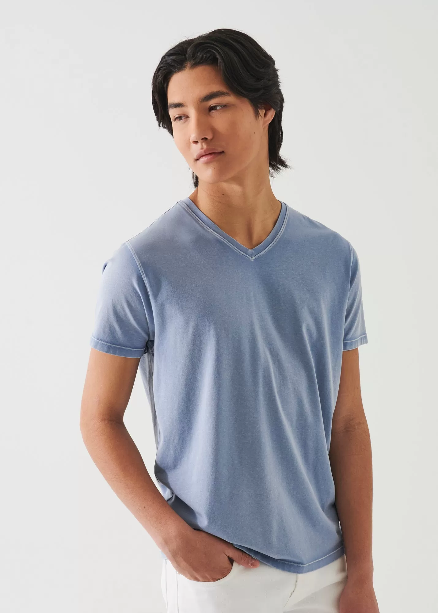 PIMA COTTON STRETCH VINTAGE WASH V-NECK T-SHIRT