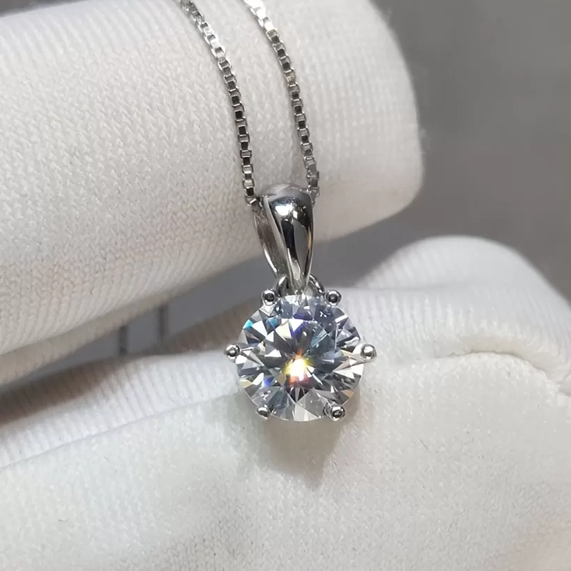 Stunning 1-5 CT Moissanite Necklace in 925 Sterling Silver - Perfect Wedding Jewelry Gift for Women