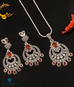 The Crown Silver Marcasite Pendant Set