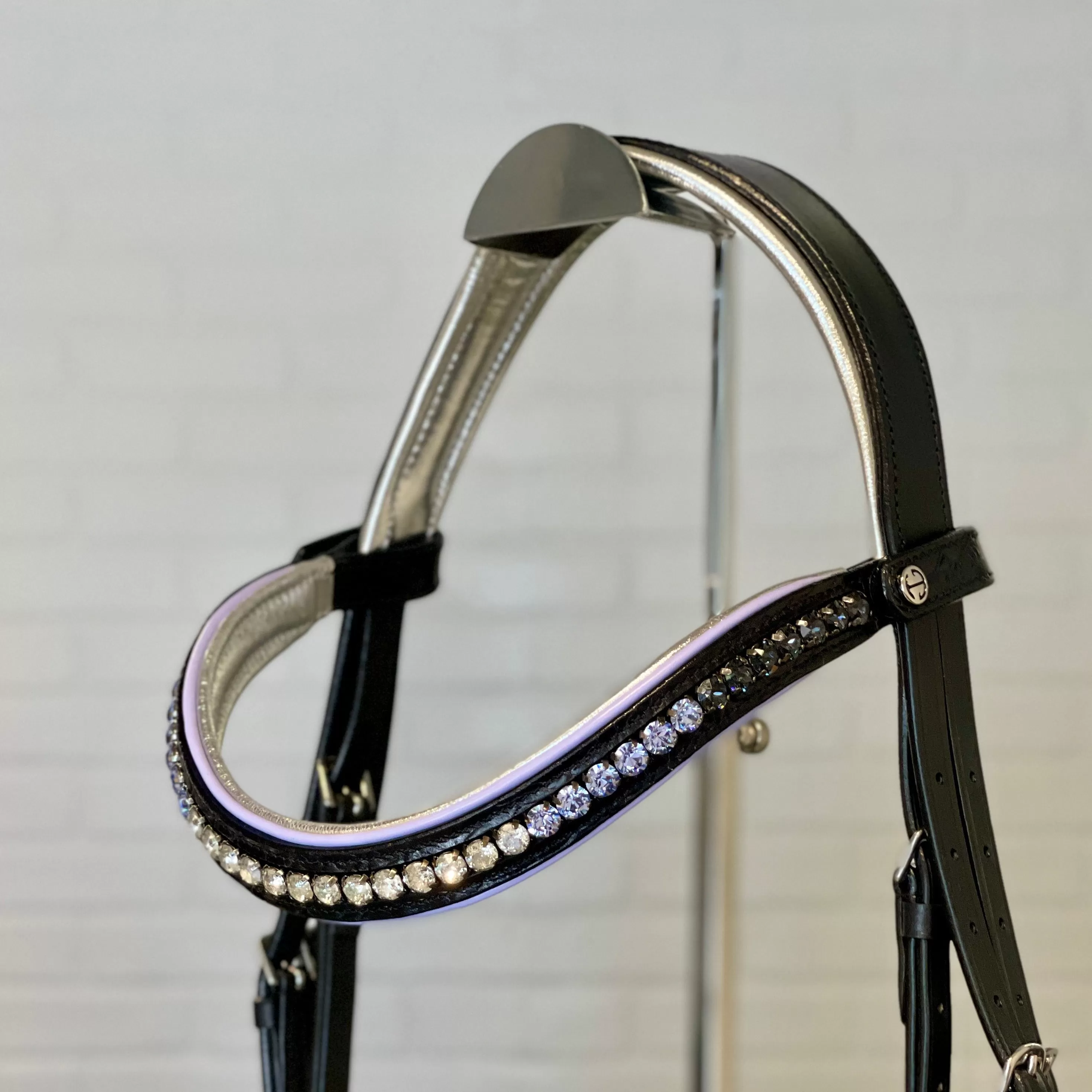 The Nightshade Snaffle Bridle