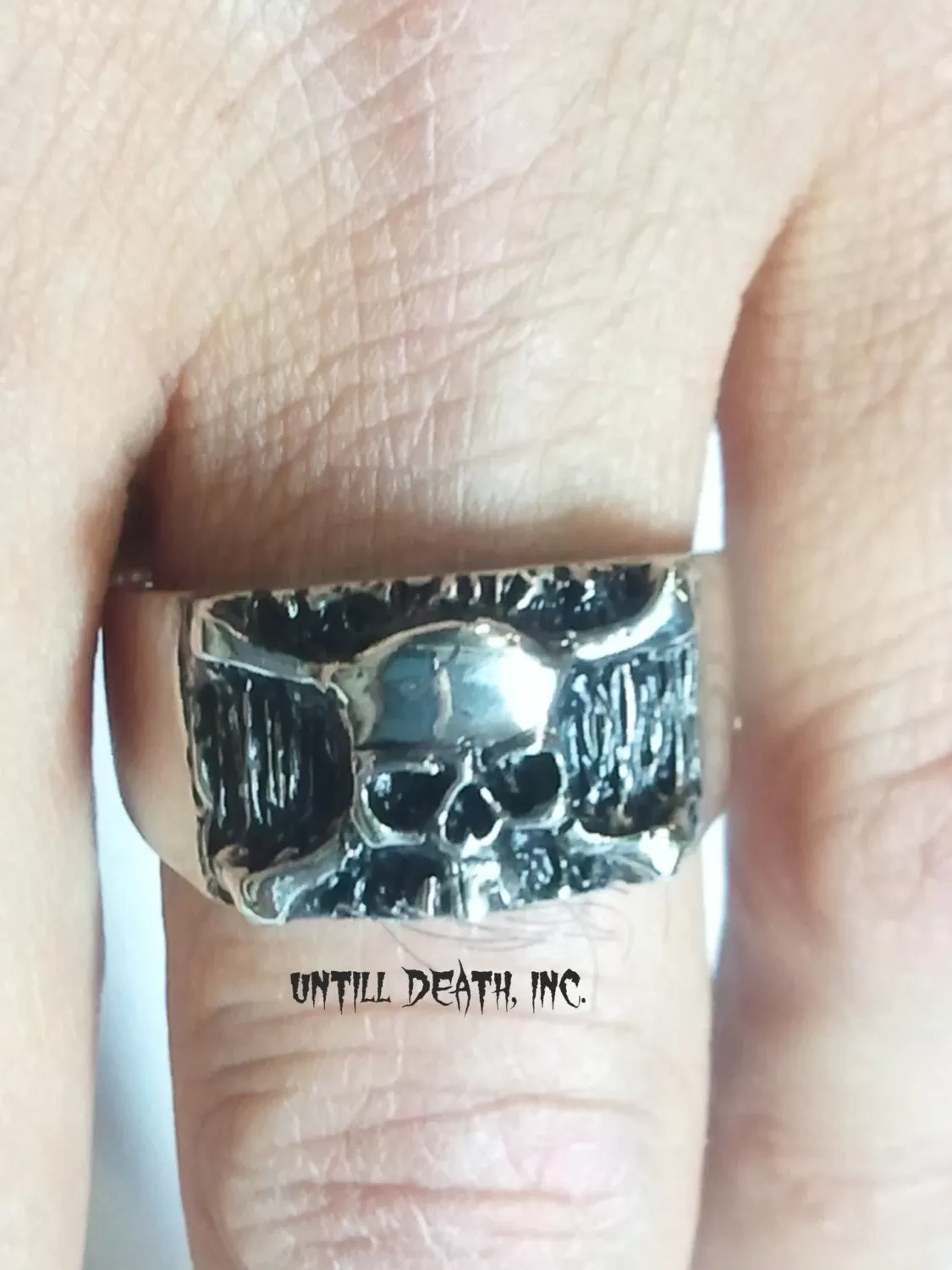 Until Death, Inc. "Jolly Roger Pirate Skull & Crossbones" Heavy 925 Sterling Silver Ring.-UDINC0043