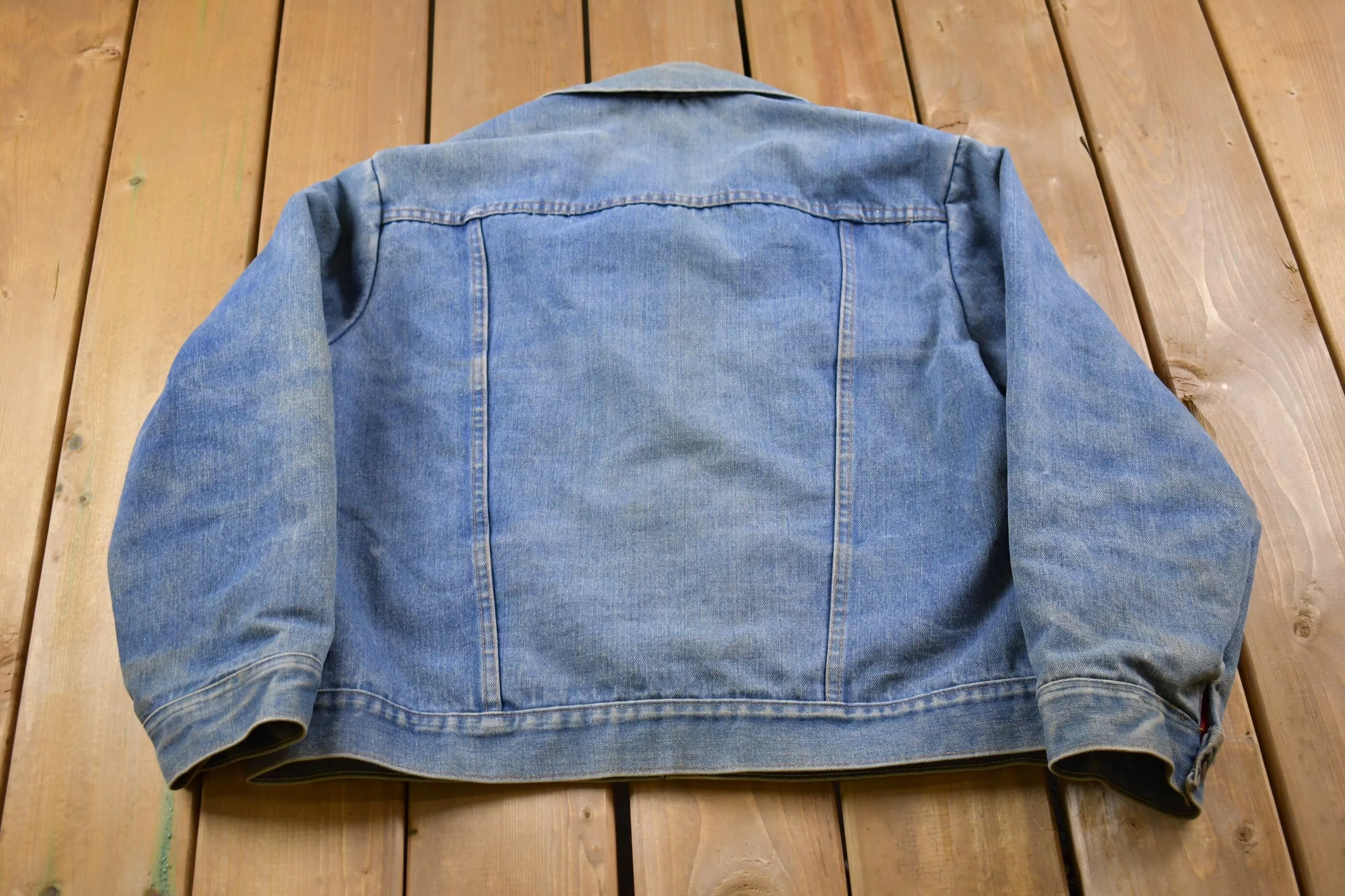 Vintage 1960s Quilt Lined Denim Jean Jacket / Vintage Denim / Streetwear / Vintage Fall Outerwear / Fall Jacket / Levi's denim