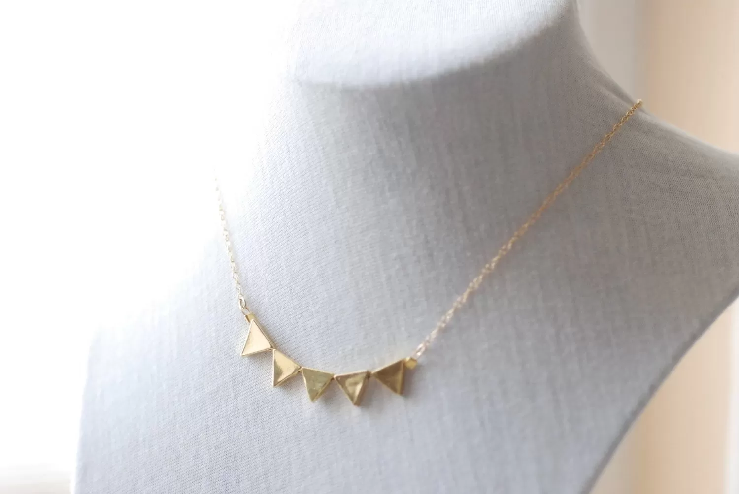 Wholesale Gold Triangle Necklace, Geometric Jewelry, triangle banner necklace, Triangle Necklace