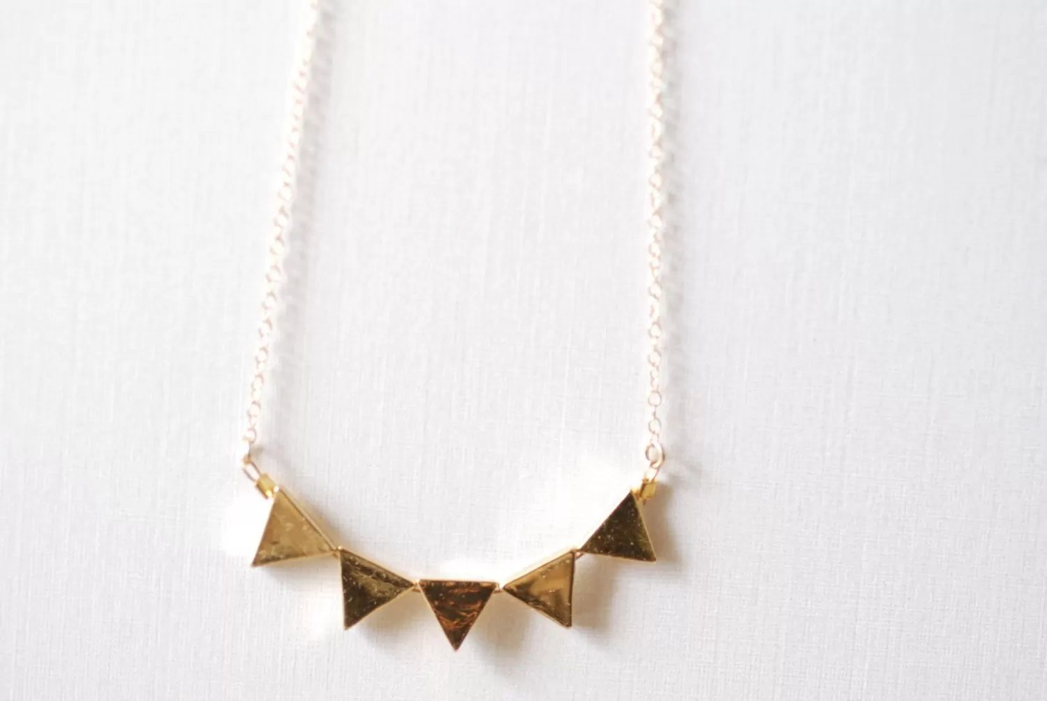 Wholesale Gold Triangle Necklace, Geometric Jewelry, triangle banner necklace, Triangle Necklace